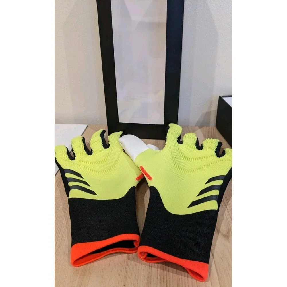 Adidas Predator Pro PC Goalkeeper Gloves Size 12 Yellow Black IQ4024 New Soccer